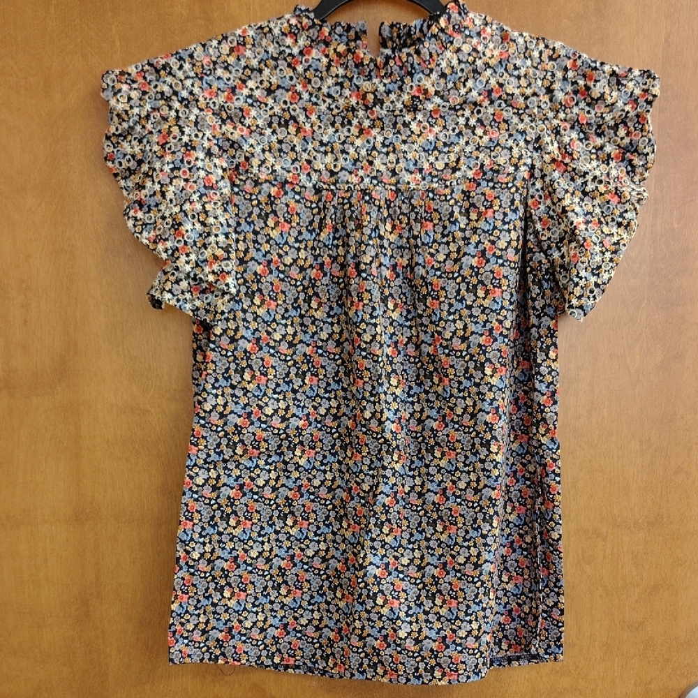Solitaire Ruffle Mock Neck Floral Blouse